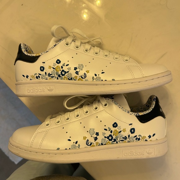 adidas Shoes - adidas White Floral Stan Smith Sneakers with Blue and Yellow Accents
